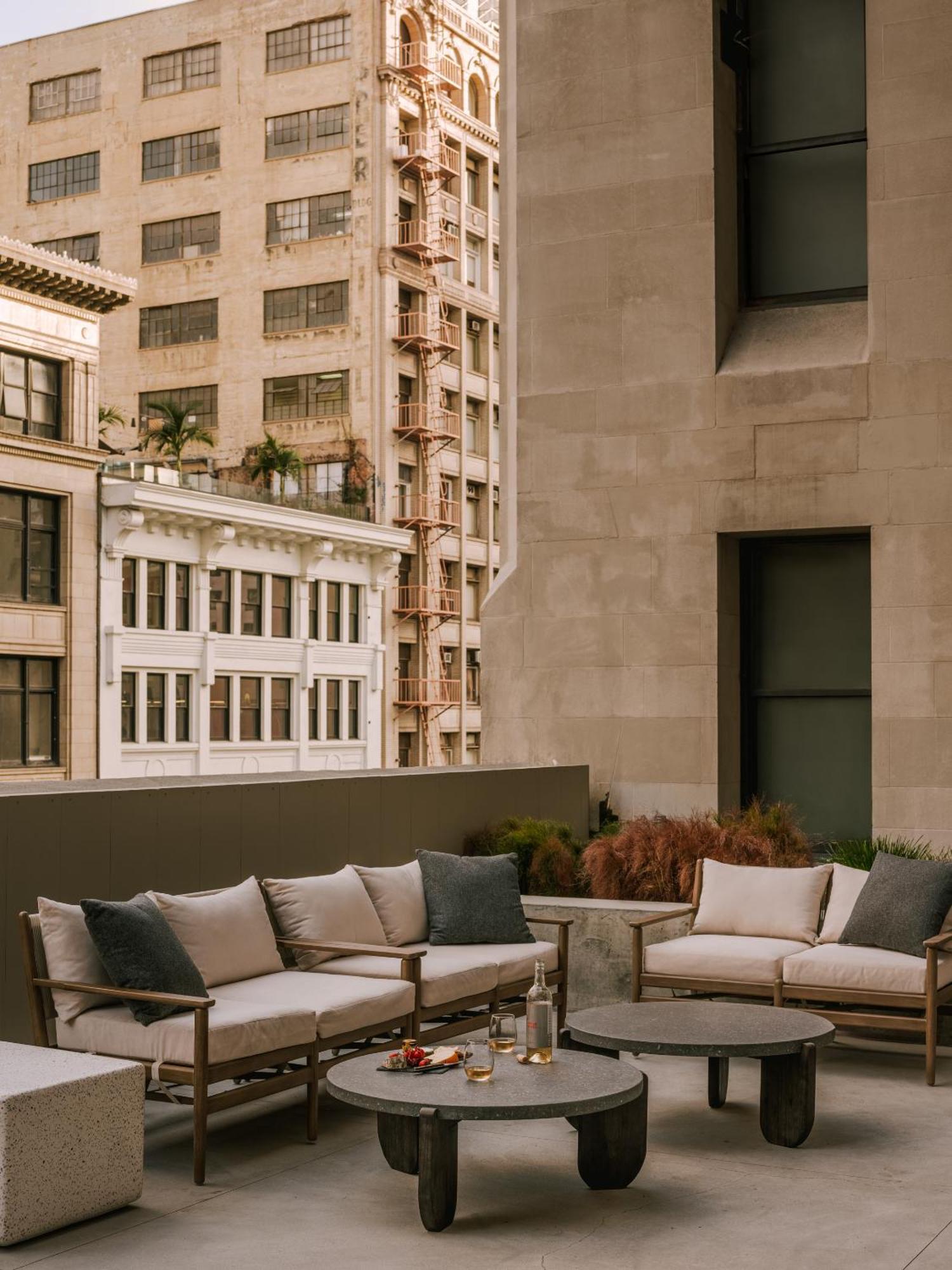 لوس أنجلوس Sonder By Marriott Bonvoy The Winfield Apartments Downtown La المظهر الخارجي الصورة